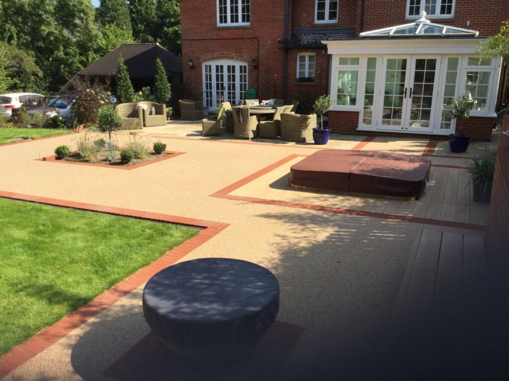 This is a photo of a resin patio installed in Nottingham by Nottingham Resin Drives